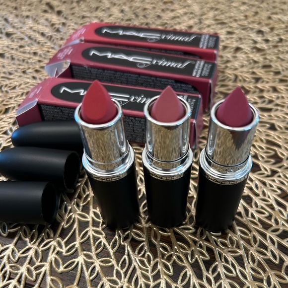 MAC Matte Lipstick Trio - Forever Curious, Captive Audience, Mehr